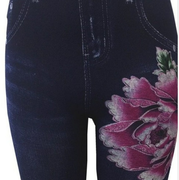 Jean/ Legging - pants - Picture 2 of 3